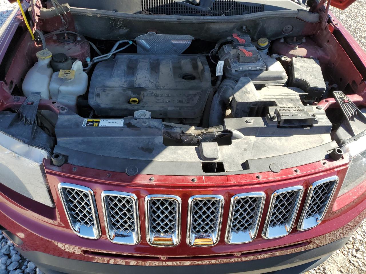 2017 Jeep Compass VIN 1C4NJDBB5HD105744 Copart auction photo, water/flood / minor dent/scratches damage thumbnail 13