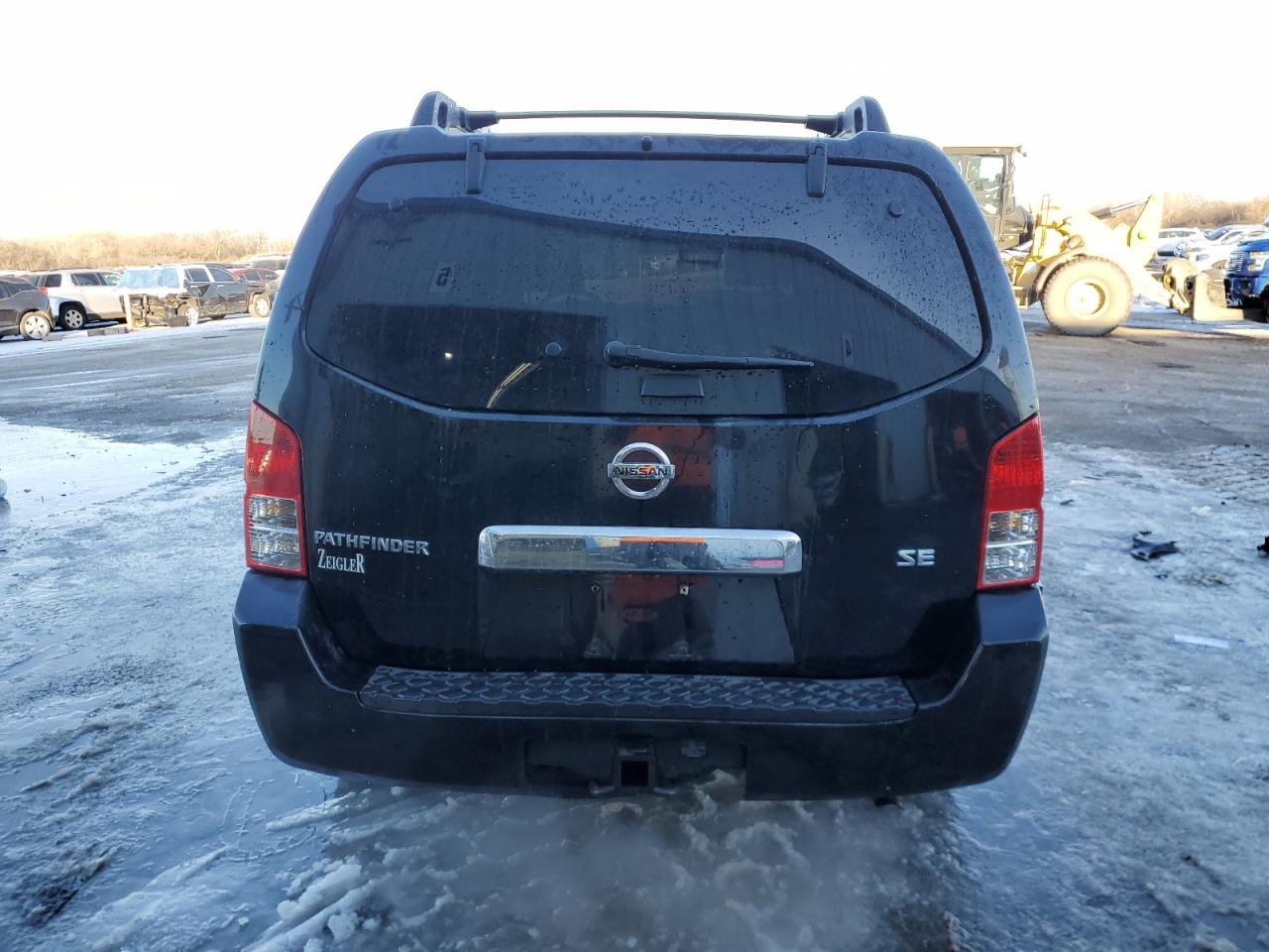2007 Nissan Pathfinder VIN 5N1AR18WX7C637863 Copart auction photo, front end damage thumbnail 6