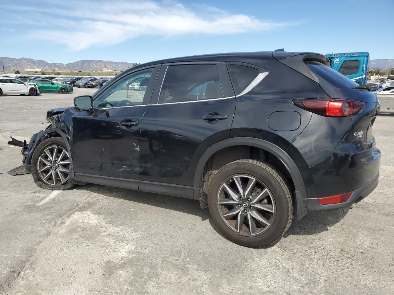 2018 Mazda CX-5 VIN JM3KFBCM4J0444167 Copart auction photo, front end / side damage thumbnail 2