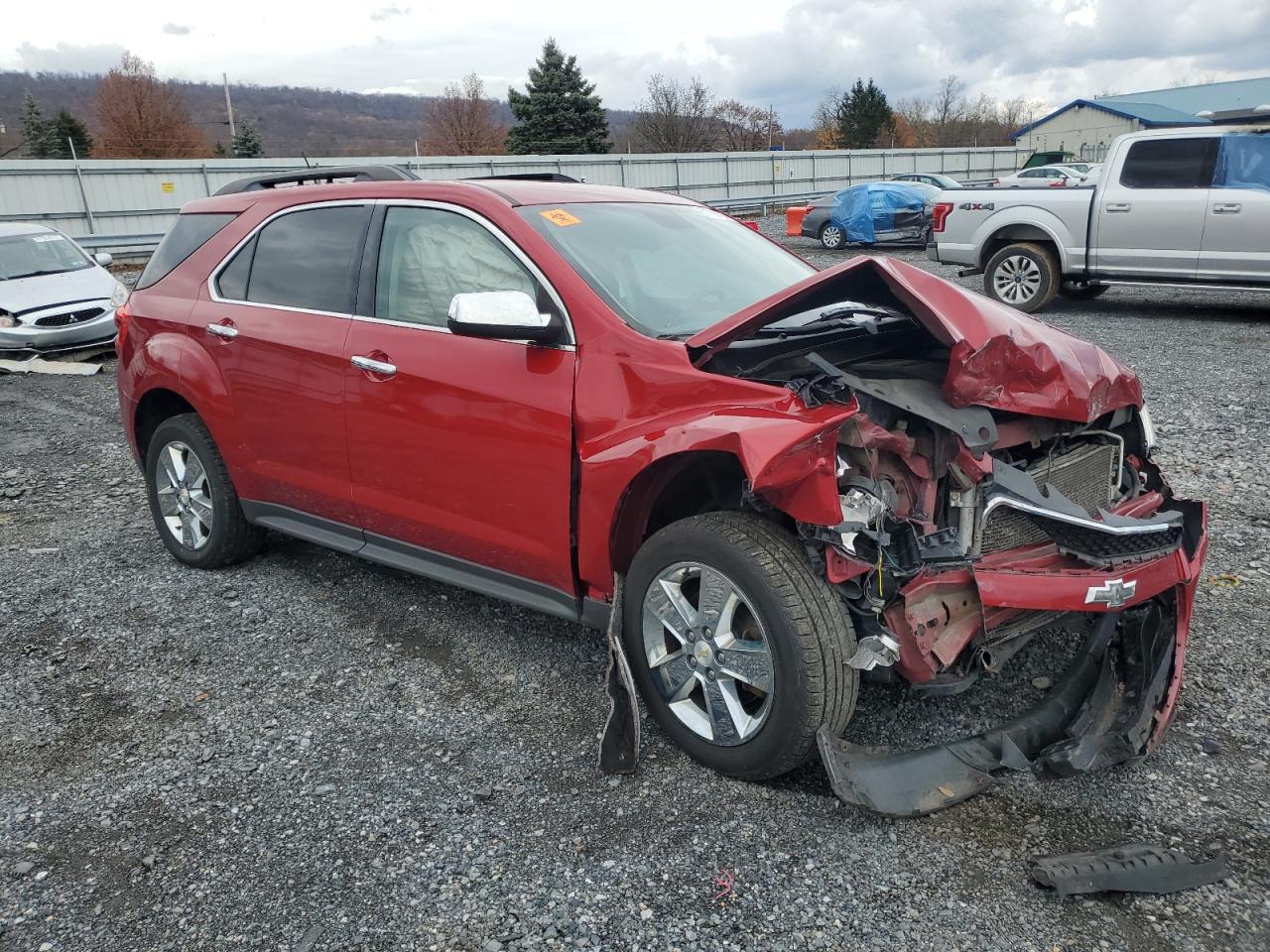 2014 Chevrolet Equinox VIN 1GNFLFEK6EZ131863 Copart auction photo, front end / side damage thumbnail 4