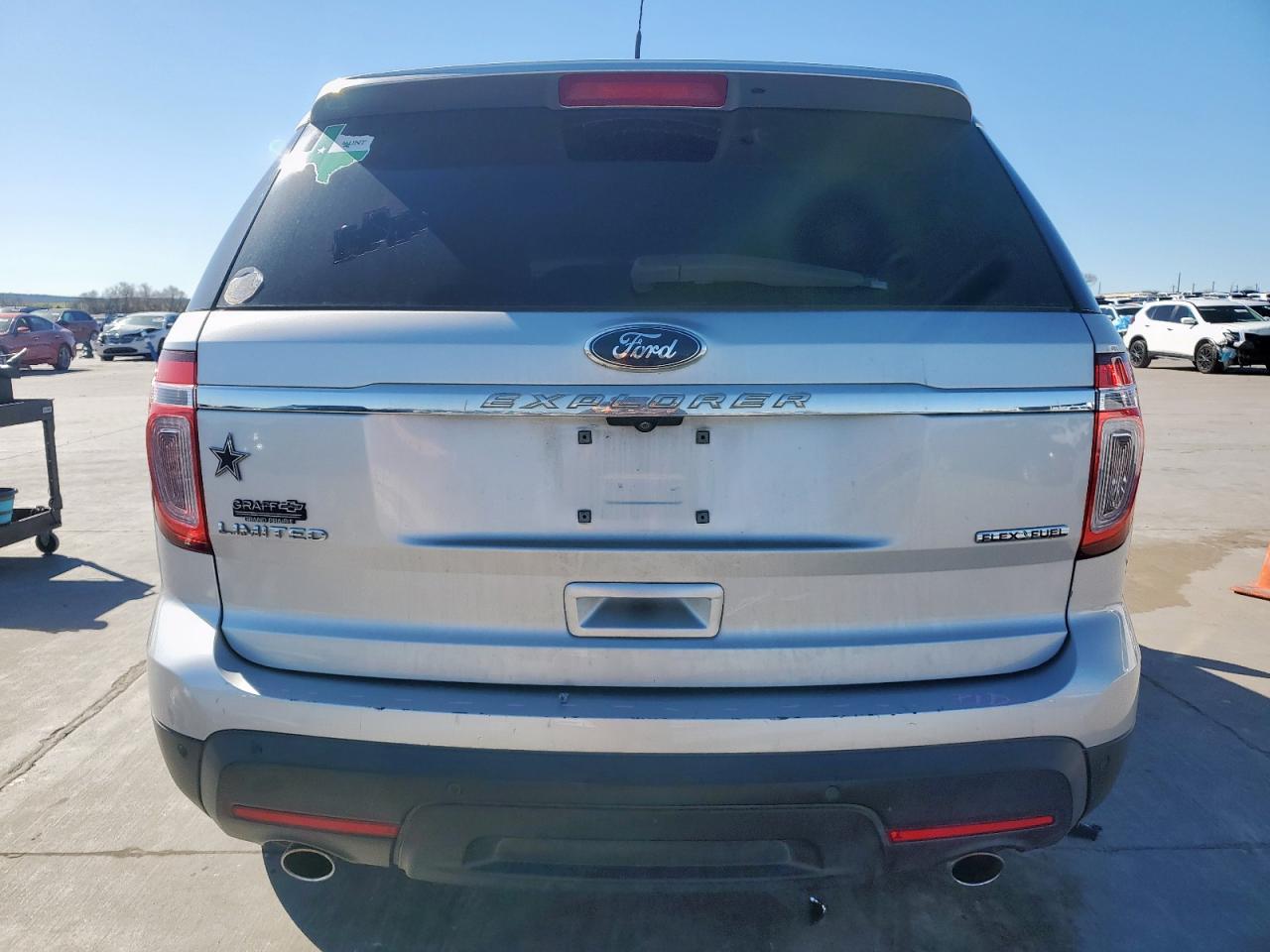 2015 Ford Explorer VIN 1FM5K7F81FGA20842 Copart auction photo, front end / minor dent/scratches damage thumbnail 6