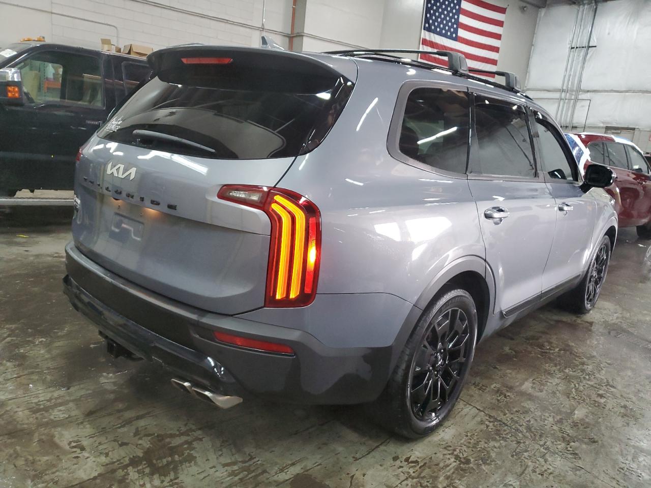 2022 KIA Telluride VIN 5XYP5DHC9NG294165 Copart auction photo, side damage thumbnail 3