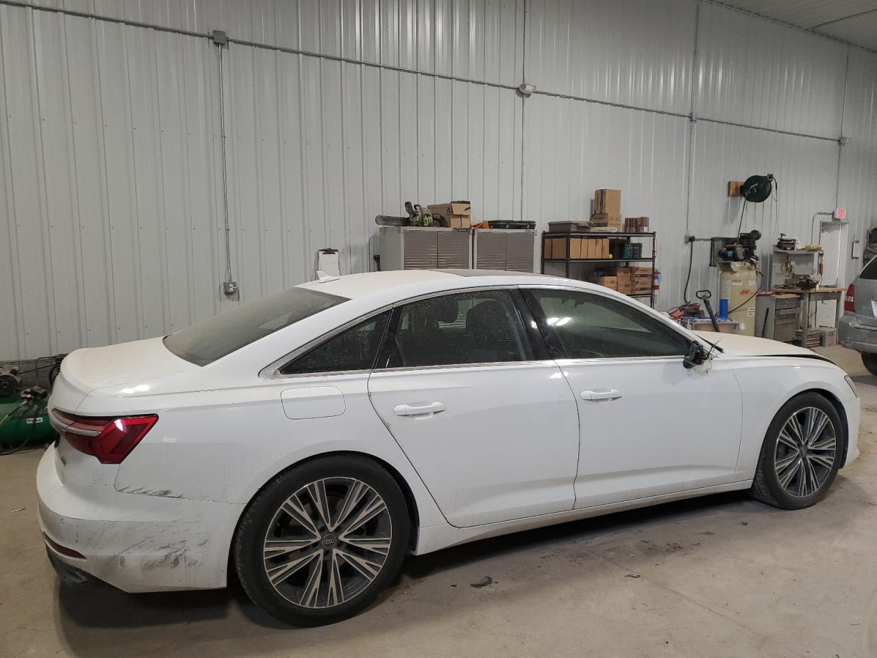 2020 Audi A6 VIN WAUD8AF2XLN043077 Copart auction photo, front end damage thumbnail 3