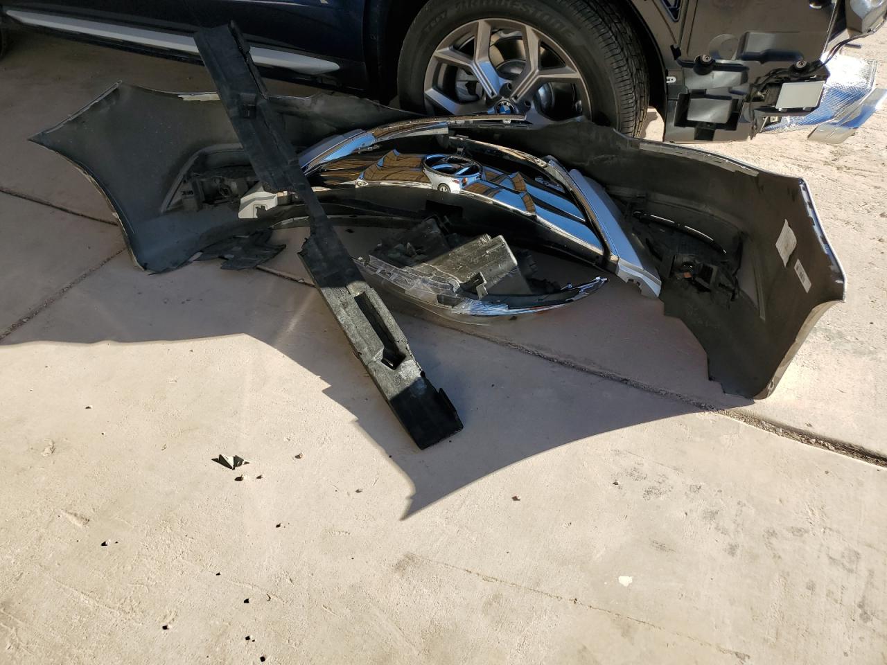 2011 Hyundai Sonata VIN 5NPEC4AC7BH150397 Copart auction photo, front end / side damage thumbnail 12