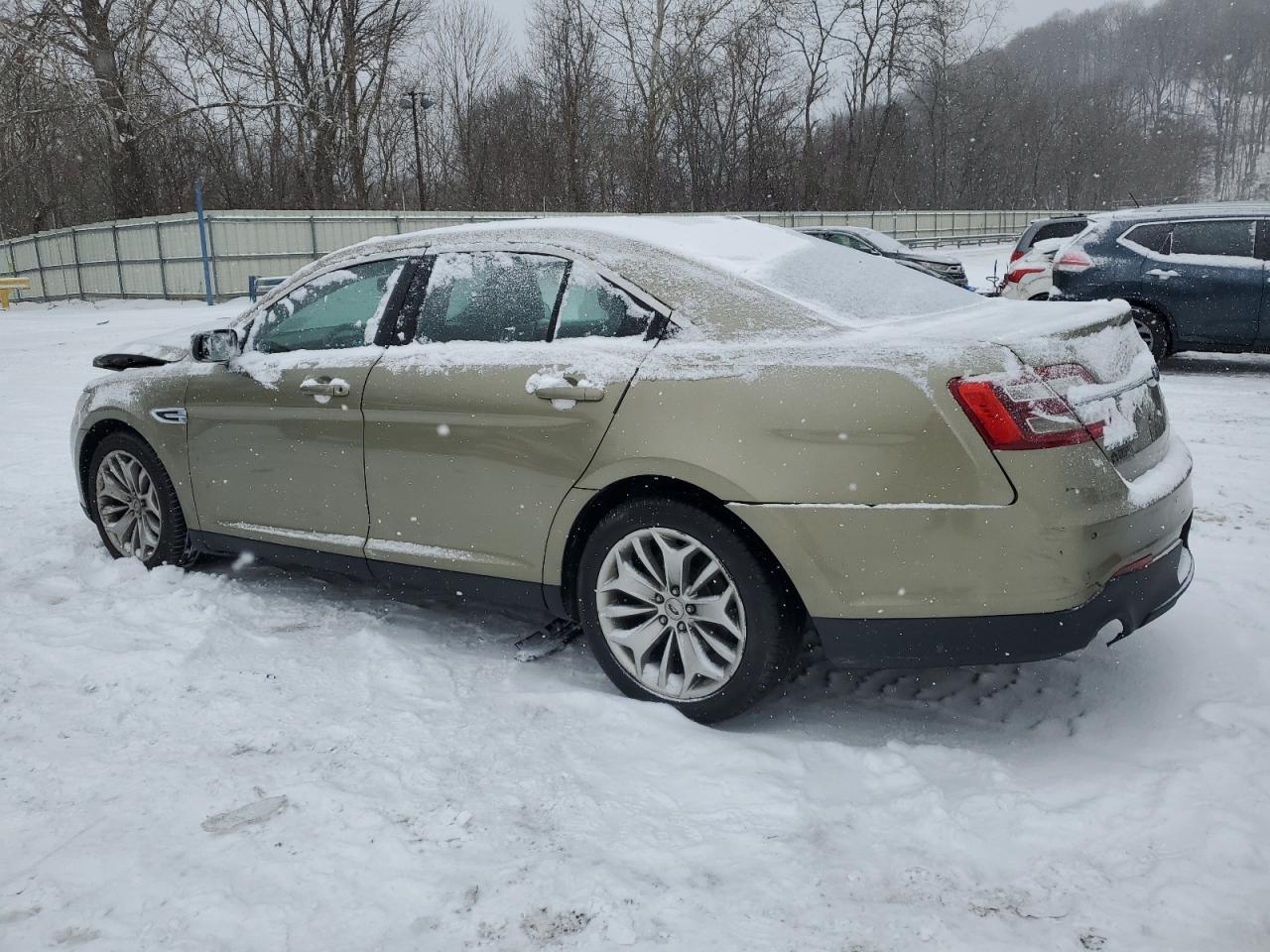 2013 Ford Taurus VIN 1FAHP2F82DG232772 Copart auction photo, front end / rear end damage thumbnail 2