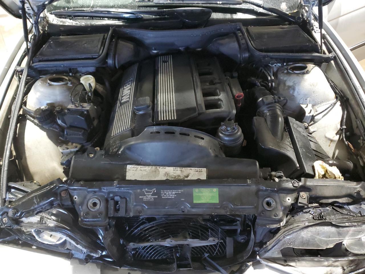 2000 BMW 5er VIN WBADM6343YGU14817 Copart auction photo, front end damage thumbnail 11