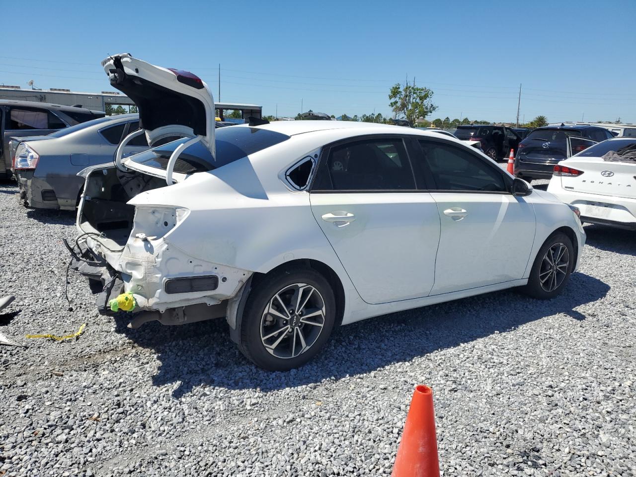 2023 KIA Forte VIN 3KPF24AD8PE593959 Copart auction photo, rear end damage thumbnail 3