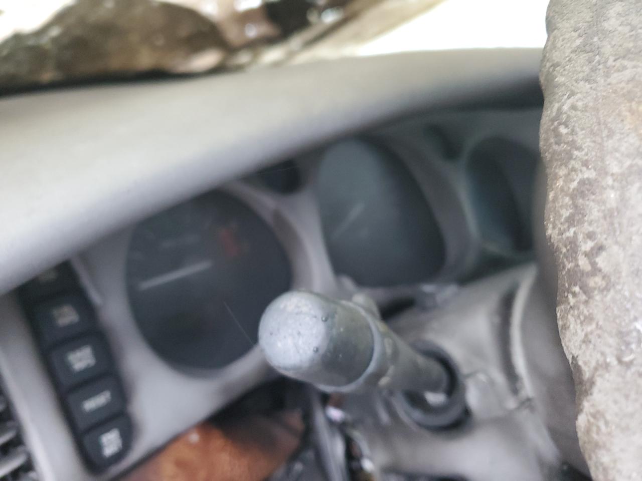 2000 Buick LeSabre VIN 1G4HR54K1YU306836 Copart auction photo, burn damage thumbnail 9