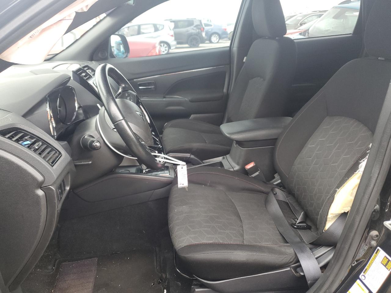 2021 Mitsubishi Outlander VIN JA4APUAU2MU011342 Copart auction photo, front end / minor dent/scratches damage thumbnail 7