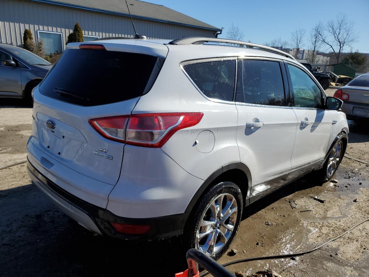 2014 Ford Escape VIN 1FMCU0GX2EUA99436 Copart auction photo, front end damage thumbnail 3