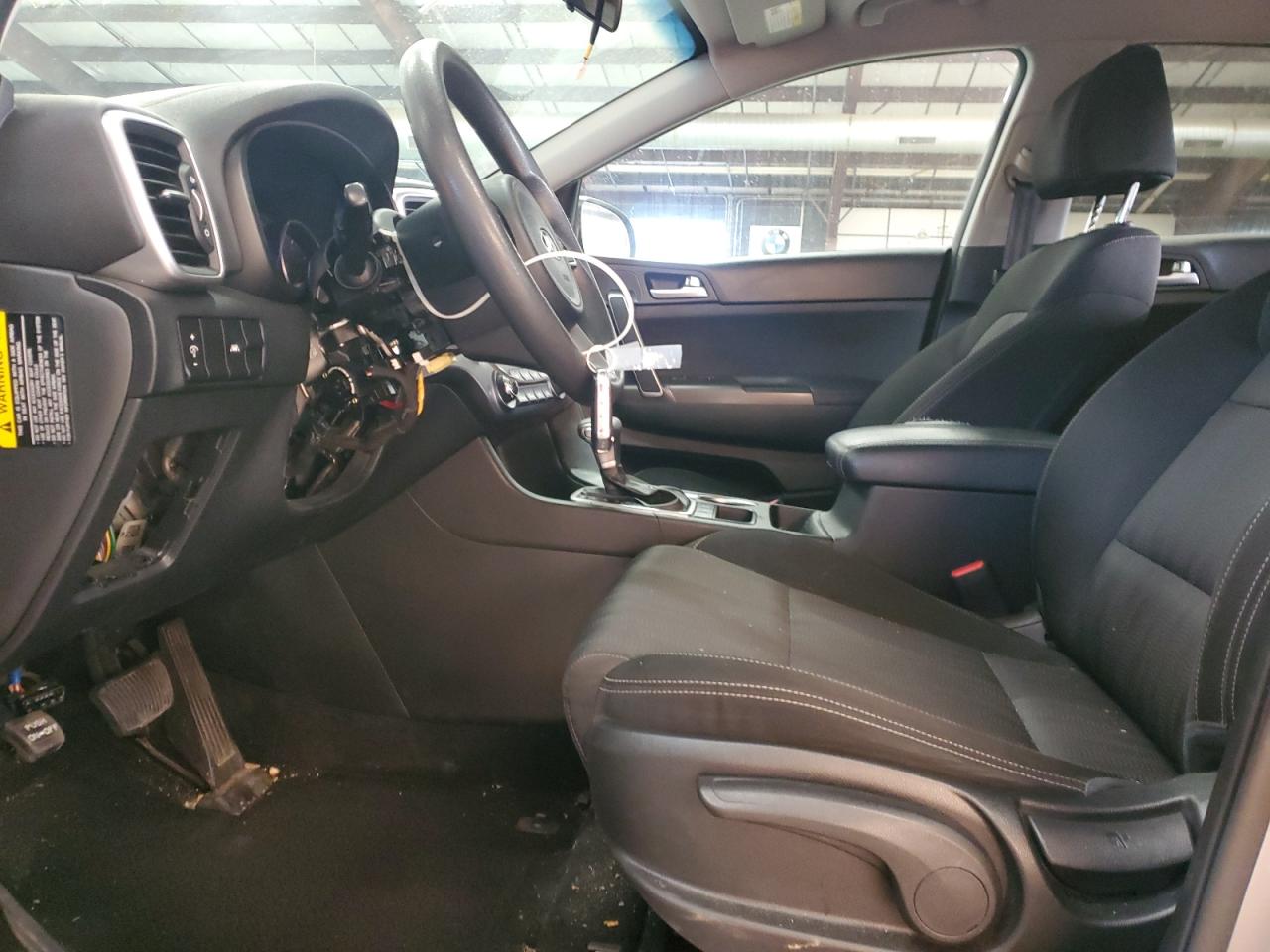 2020 KIA Sportage VIN KNDPMCAC2L7674692 Copart auction photo, vandalism / minor dent/scratches damage thumbnail 7