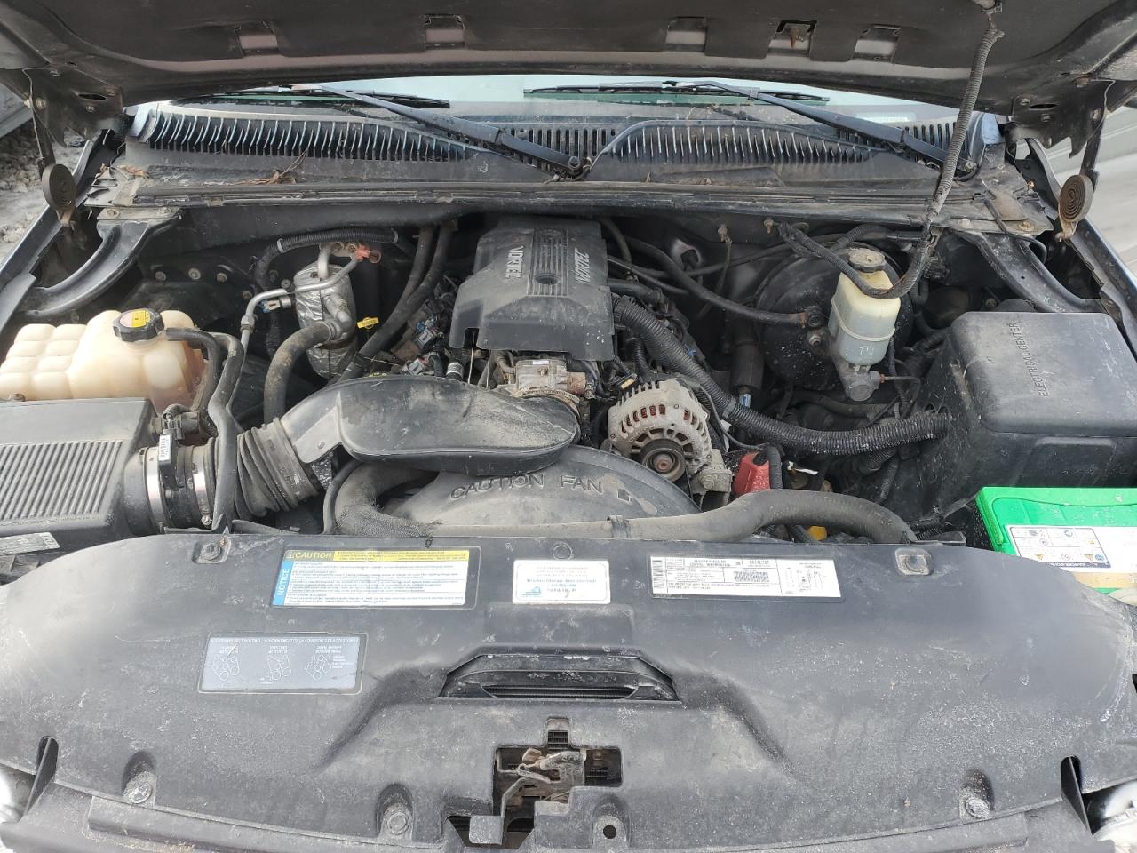 2000 Chevrolet Silverado VIN 2GCEK19T4Y1372847 Copart auction photo, all over damage thumbnail 11