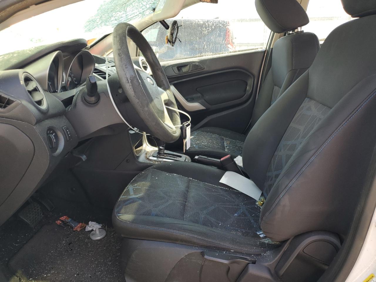2011 Ford Fiesta VIN 3FADP4BJ3BM218949 Copart auction photo, all over damage thumbnail 7