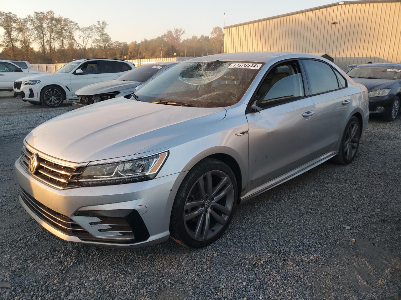 2018 Volkswagen Passat VIN 1VWAA7A33JC020601