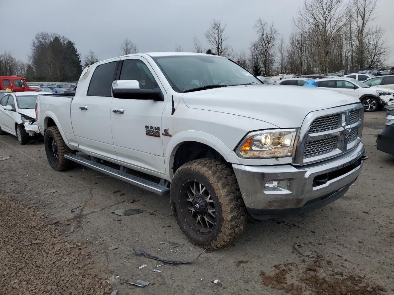 2015 RAM 2500 VIN 3C6UR5NL6FG662720 Copart auction photo, top/roof / rear end damage thumbnail 4