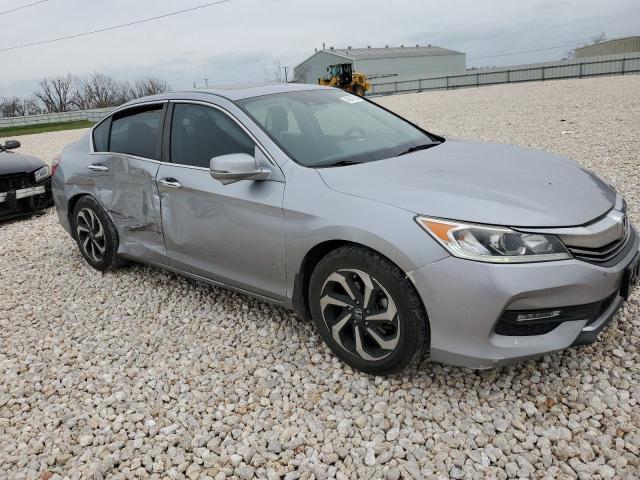 2017 Honda Accord VIN 1HGCR2F06HA194417 Copart auction photo, side damage thumbnail 4