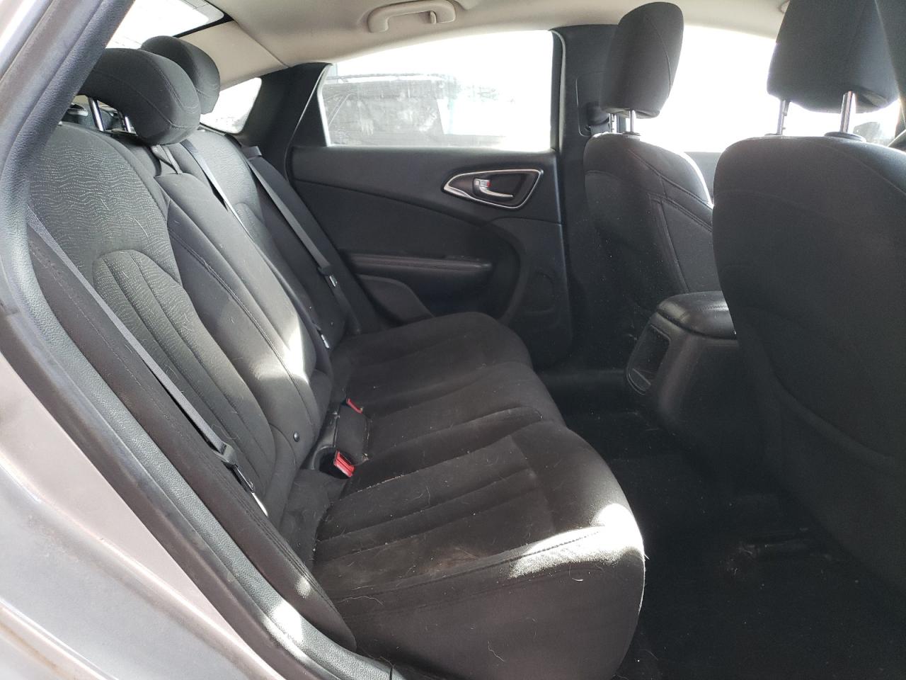 2016 Chrysler 200 VIN 1C3CCCFB4GN194094 Copart auction photo, front end / hail damage thumbnail 10