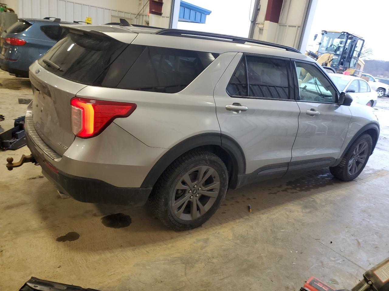 2021 Ford Explorer VIN 1FMSK8DH2MGB58320 Copart auction photo, mechanical / stripped damage thumbnail 3