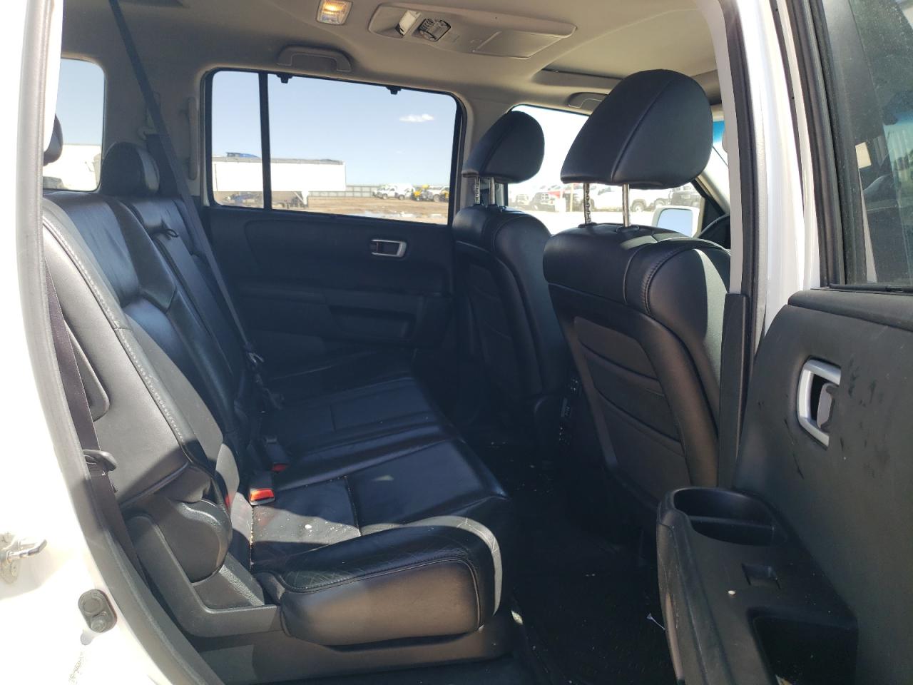 2011 Honda Pilot VIN 5FNYF3H96BB026337 Copart auction photo, side / rear end damage thumbnail 11
