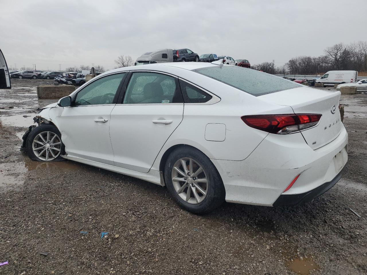 2018 Hyundai Sonata VIN 5NPE24AF6JH644133 Copart auction photo, front end damage thumbnail 2