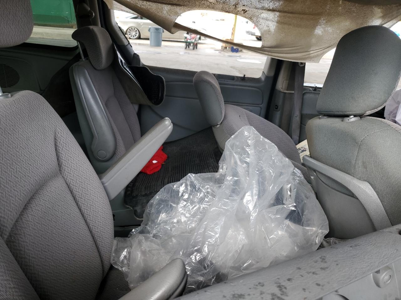2007 Chrysler Town & Country VIN 2A4GP54L07R221264 Copart auction photo, all over damage thumbnail 10