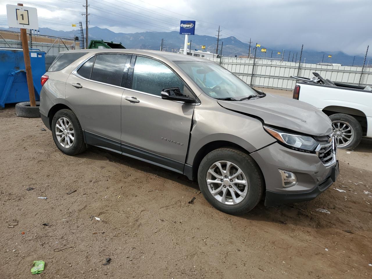 2018 Chevrolet Equinox VIN 3GNAXSEV6JL109915 Copart auction photo, front end / rear end damage thumbnail 4
