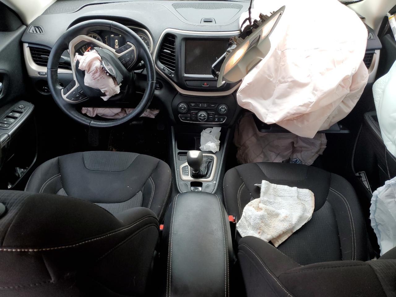 2015 Jeep Grand Cherokee VIN 1C4PJLCS0FW707745 Copart auction photo, all over damage thumbnail 8