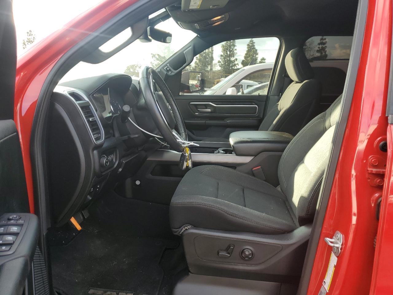 2019 RAM 1500 VIN 1C6RREFT2KN814028 Copart auction photo, vandalism / all over damage thumbnail 7