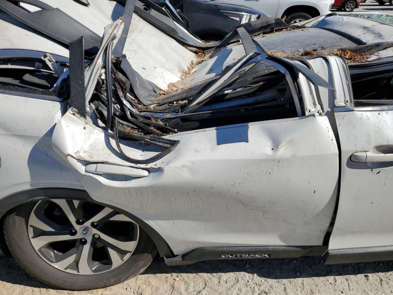 2020 Subaru Outback VIN 4S4BTANC9L3116627 Copart auction photo, top/roof / all over damage thumbnail 11