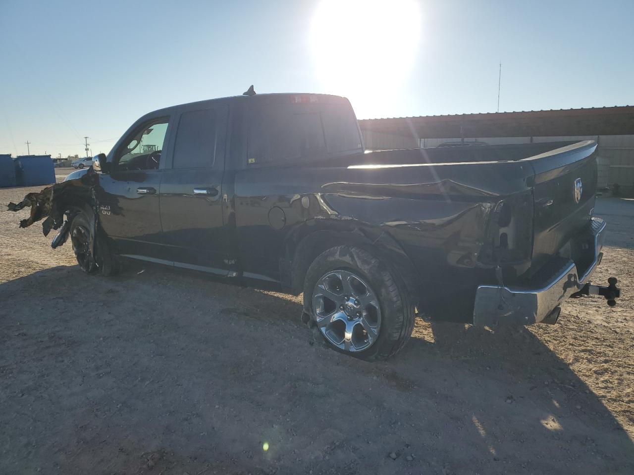 2017 RAM 1500 VIN 1C6RR6JT5HS735380 Copart auction photo, front end / side damage thumbnail 2