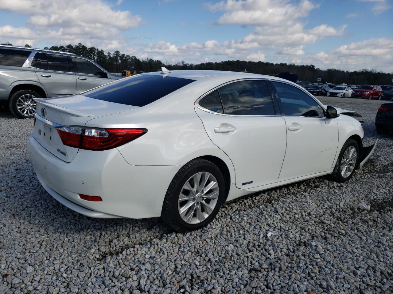2014 Lexus ES VIN JTHBW1GG5E2049902 Copart auction photo, front end damage thumbnail 3