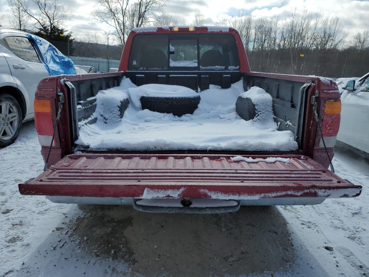 1998 Ford Ranger VIN 1FTYR14CXWPA52707 Copart auction photo, front end damage thumbnail 6