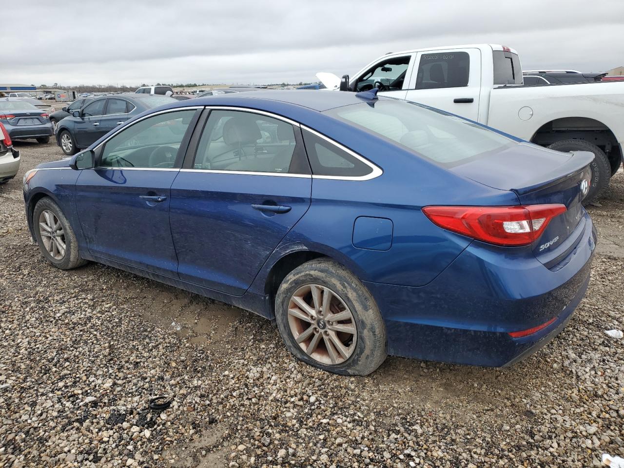 2016 Hyundai Sonata VIN 5NPE24AF2GH336854 Copart auction photo, front end / rear end damage thumbnail 2