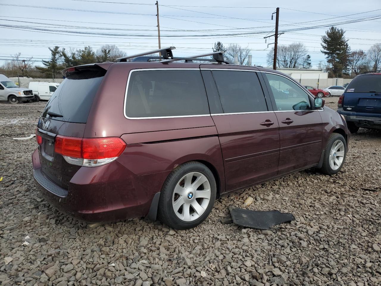 2008 Honda Odyssey VIN 5FNRL386X8B409774 Copart auction photo, rear end / side damage thumbnail 3