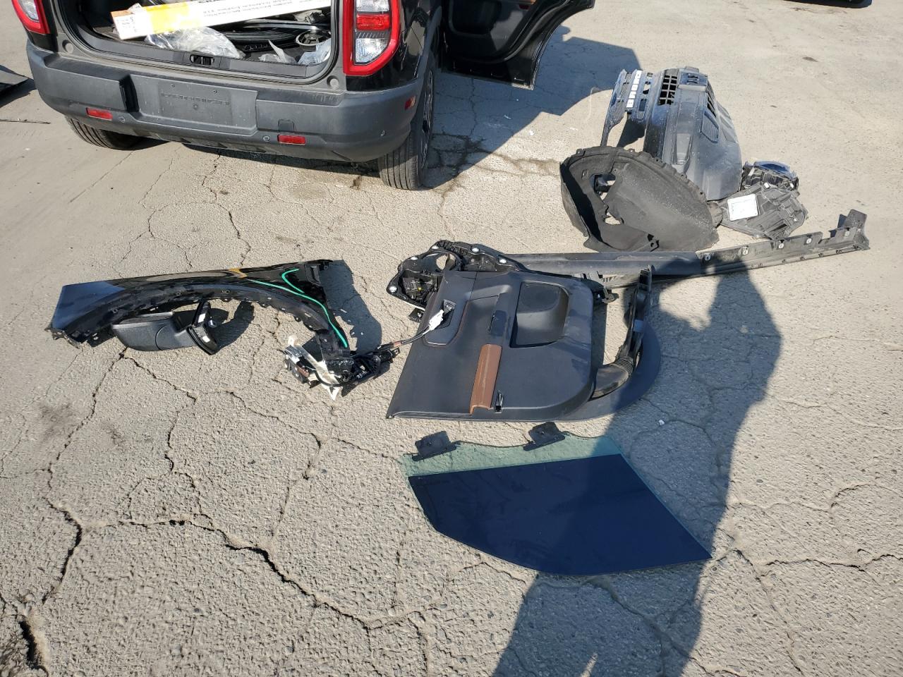2021 Ford Bronco VIN 3FMCR9C67MRA99795 Copart auction photo, front end / side damage thumbnail 13