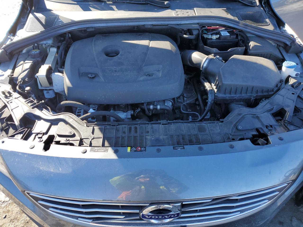 2018 Volvo S60 VIN LYV402TK9JB160537 Copart auction photo, front end / minor dent/scratches damage thumbnail 12