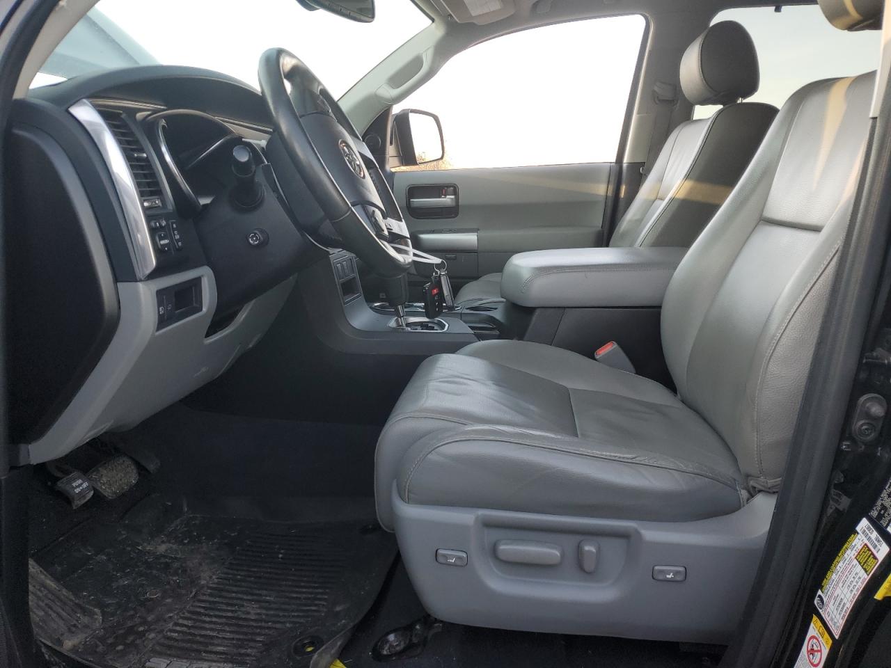 2020 Toyota Sequoia VIN 5TDJY5G17LS180247 Copart auction photo, rear end / side damage thumbnail 7