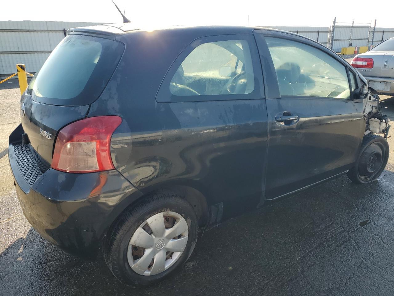 2008 Toyota Yaris VIN JTDJT923385173971 Copart auction photo, front end damage thumbnail 3