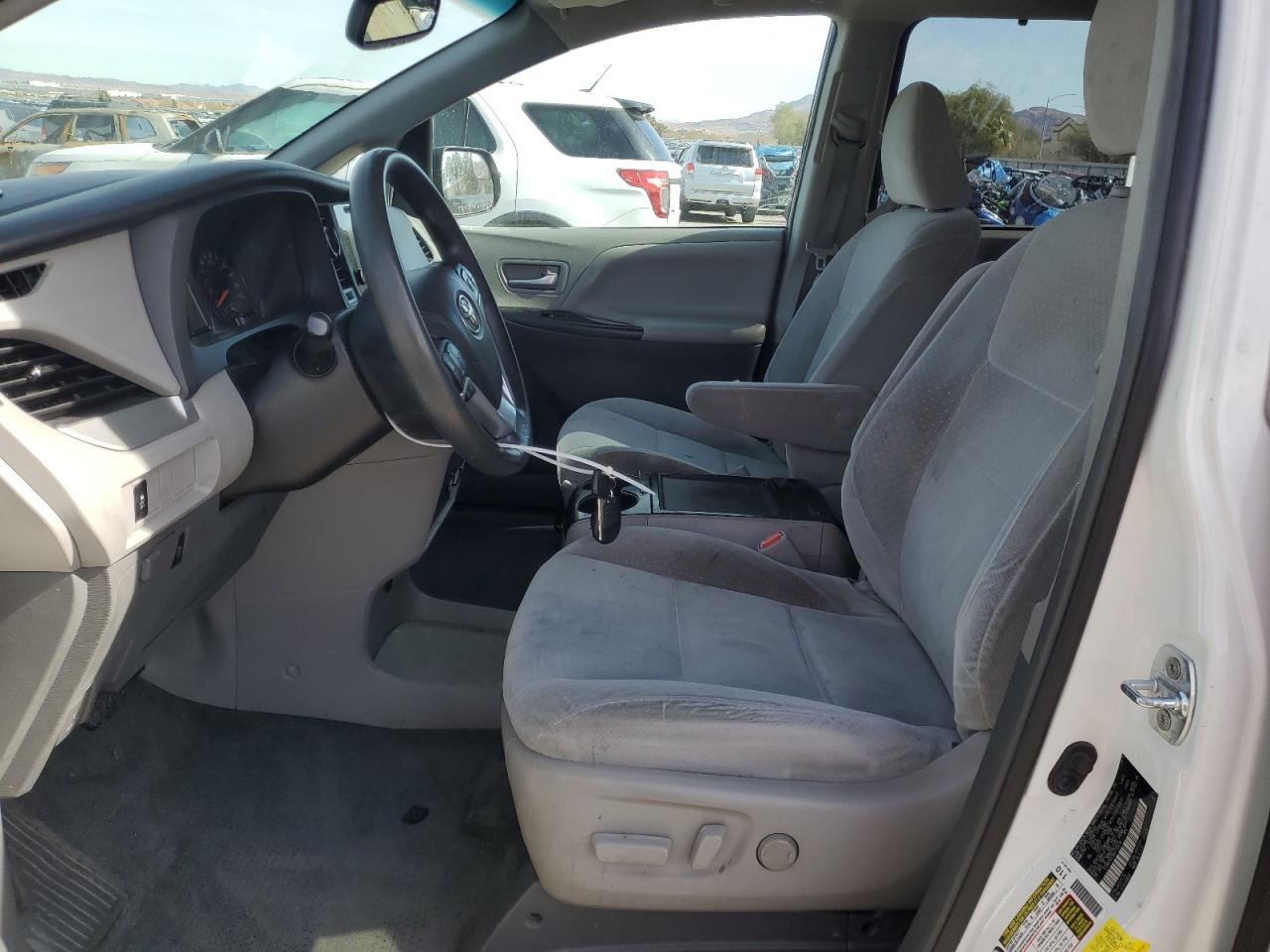2016 Toyota Sienna VIN 5TDKK3DC9GS722454 Copart auction photo, rear end / side damage thumbnail 7