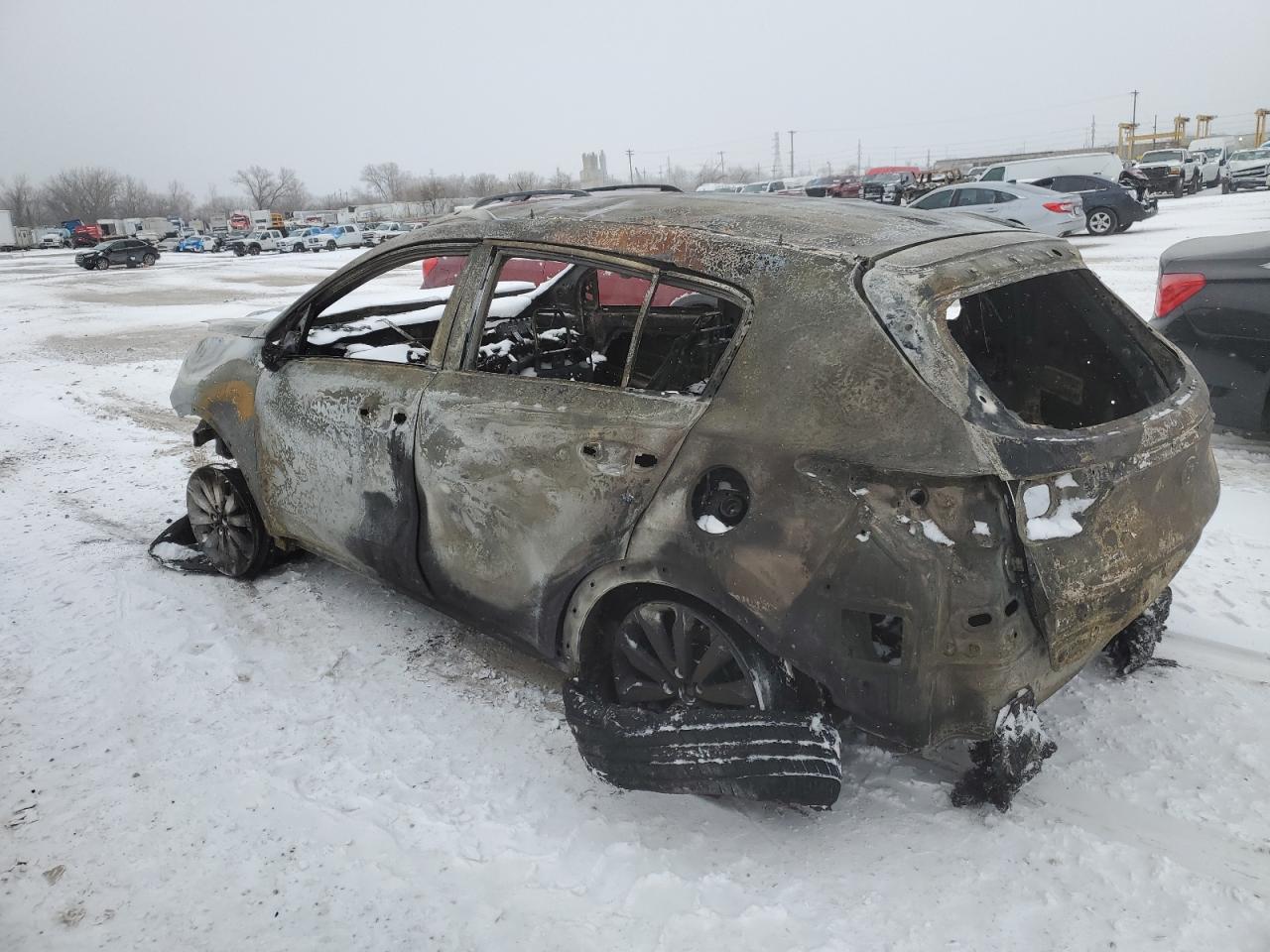 2017 KIA Sportage VIN KNDPNCAC6H7154032 Copart auction photo, burn damage thumbnail 2