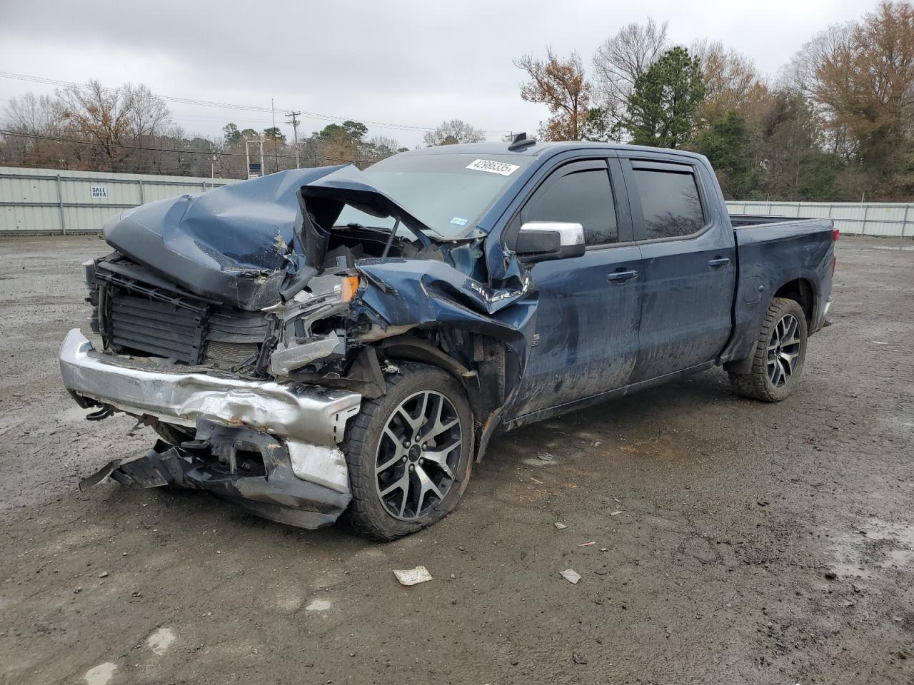 2021 Chevrolet Silverado VIN 3GCUYDED6MG379844