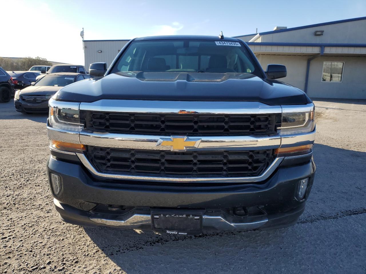 2018 Chevrolet Silverado VIN 3GCUKRECXJG341437 Copart auction photo, side damage thumbnail 5
