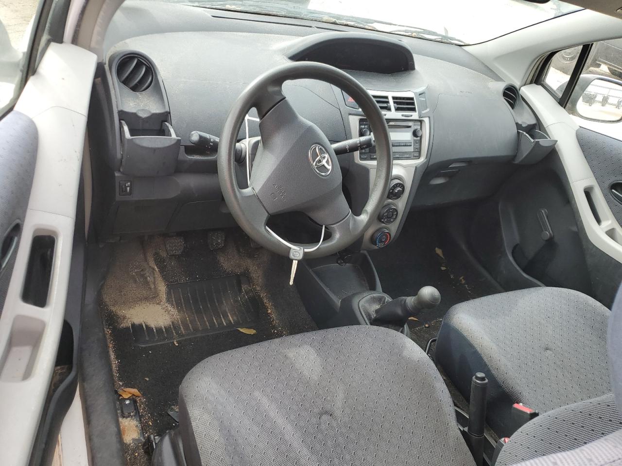 2009 Toyota Yaris VIN JTDJT903695244536 Copart auction photo, front end / rear end damage thumbnail 8