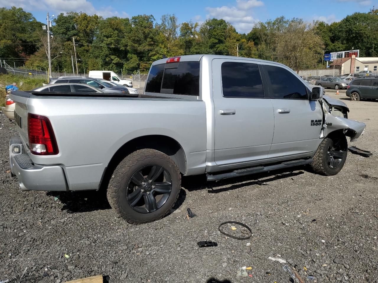 2017 RAM 1500 VIN 1C6RR7MT1HS838927 Copart auction photo, front end damage thumbnail 3