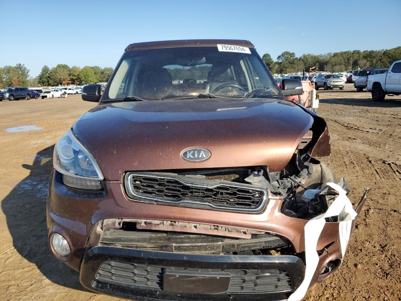 2012 KIA Soul VIN KNDJT2A66C7420884 Copart auction photo, front end / minor dent/scratches damage thumbnail 5
