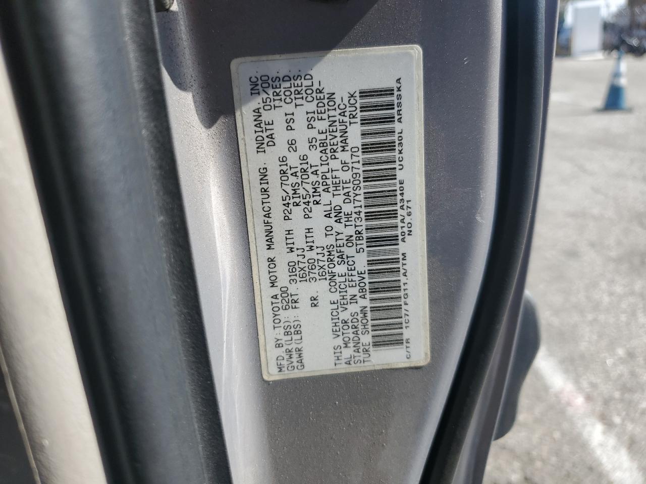 2000 Toyota Tundra VIN 5TBRT3417YS097170 Copart auction photo, rear end damage thumbnail 12