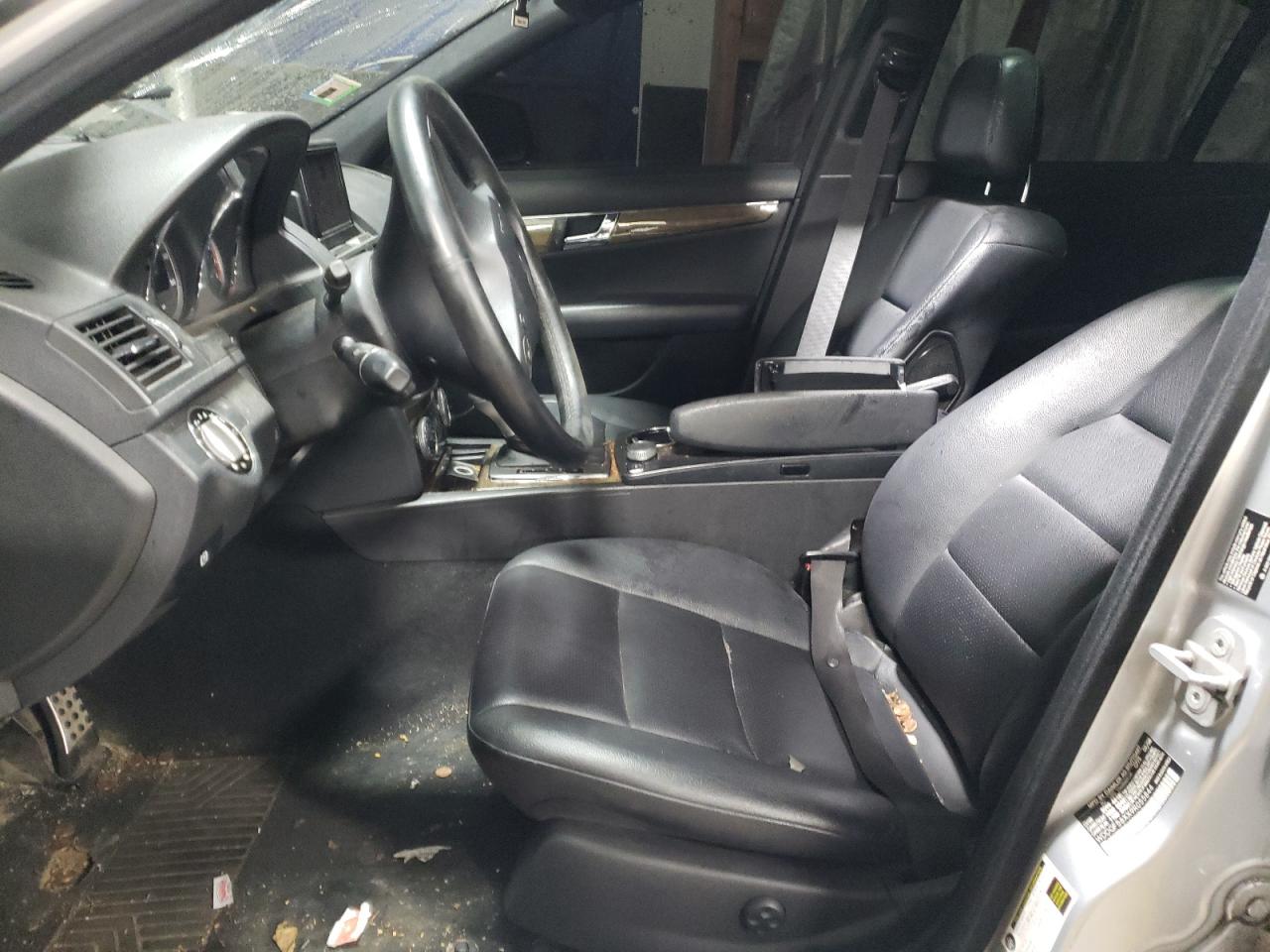 2009 Mercedes-Benz C-klasse VIN WDDGF56XX9R055844 Copart auction photo, front end damage thumbnail 7