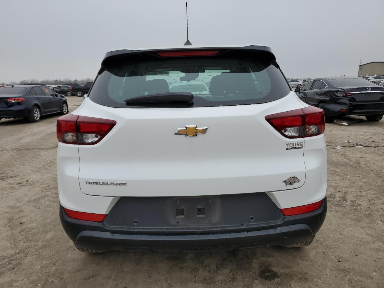 2021 Chevrolet TrailBlazer VIN KL79MMS20MB126660 Copart auction photo, front end / side damage thumbnail 6