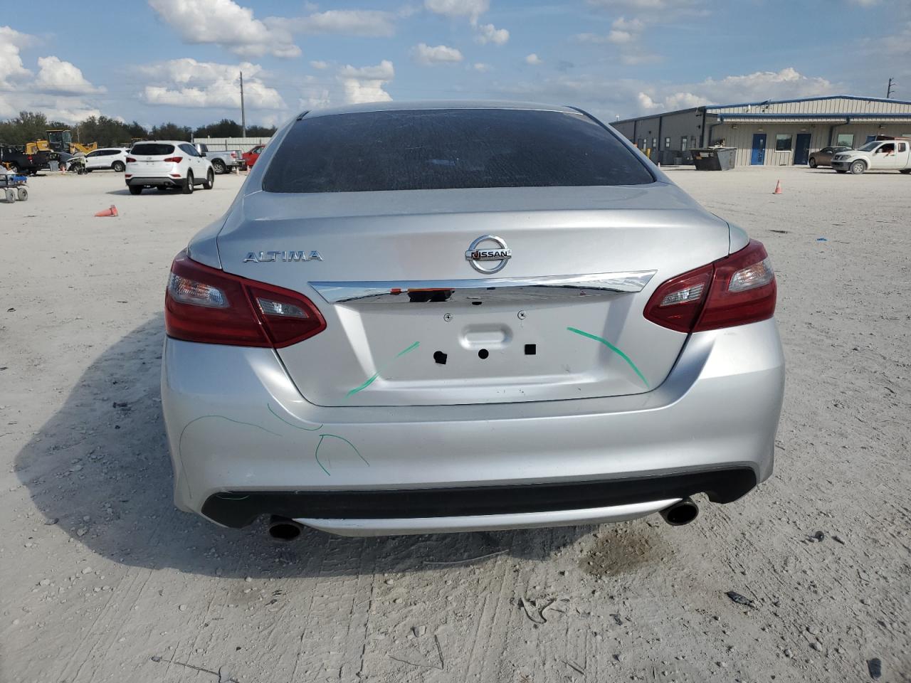 2018 Nissan Altima VIN 1N4AL3APXJC272246 Copart auction photo, front end damage thumbnail 6