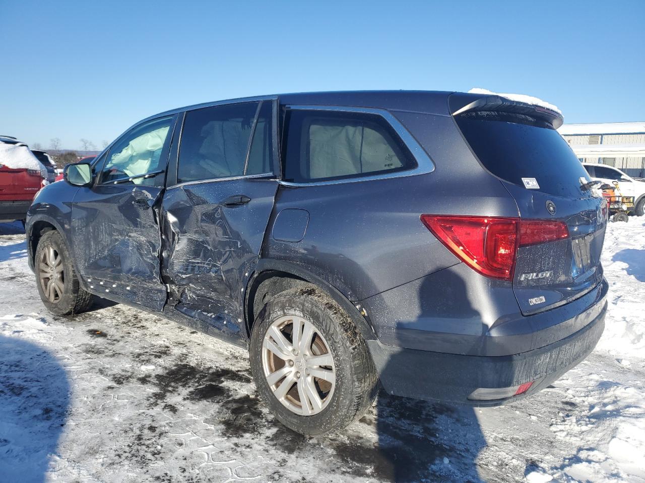 2017 Honda Pilot VIN 5FNYF6H17HB002102 Copart auction photo, side damage thumbnail 2